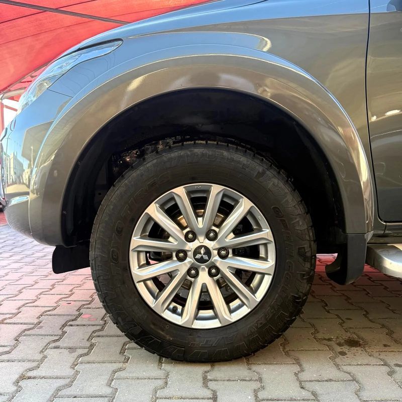 mitsubishi-l200-2018-diesel-2442cc