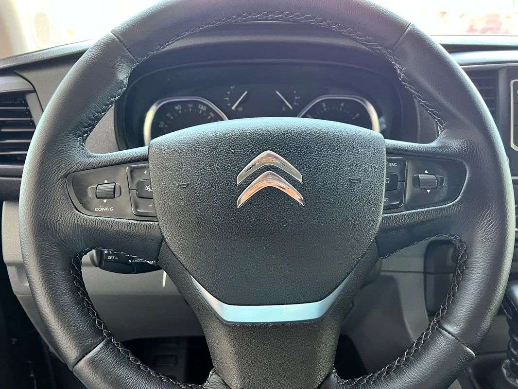 citroen-jumpy-2018-diesel-1600cc