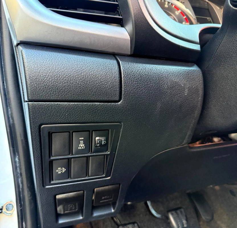 toyota-hilux-2021-diesel-2393cc