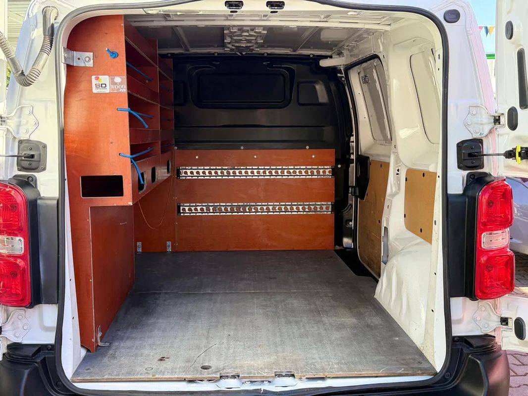 citroen-jumpy-2018-diesel-1600cc
