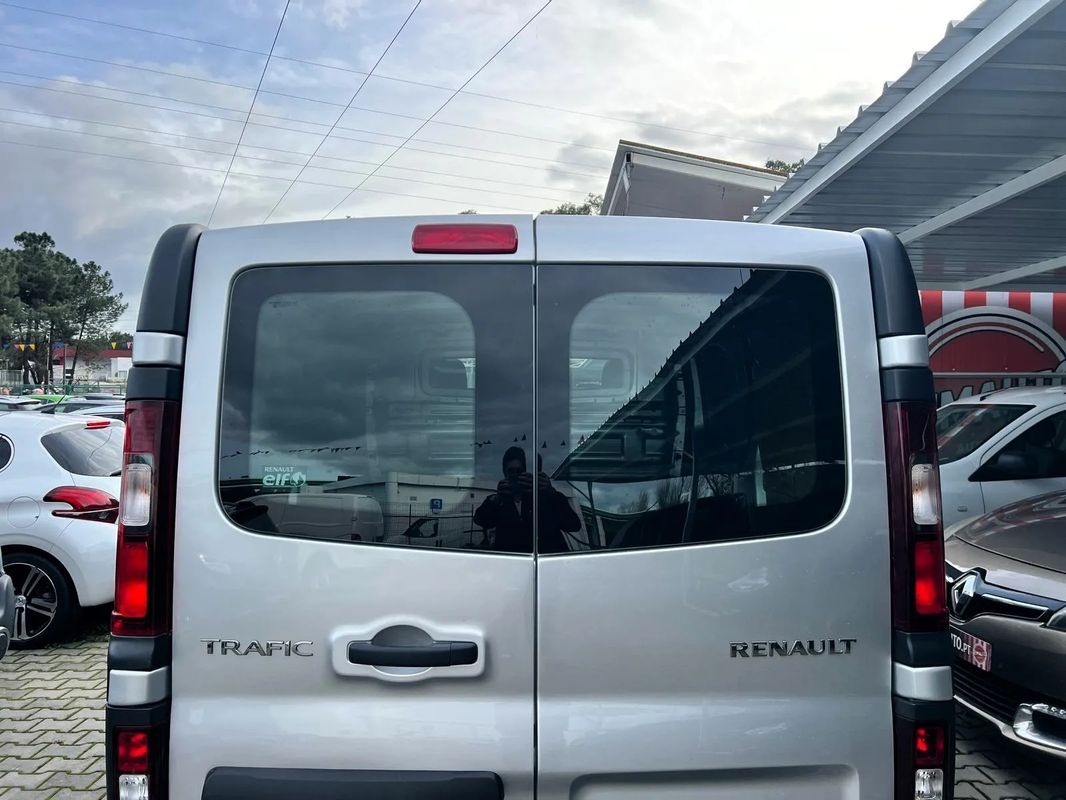 renault-trafic-2015-diesel-1600cc