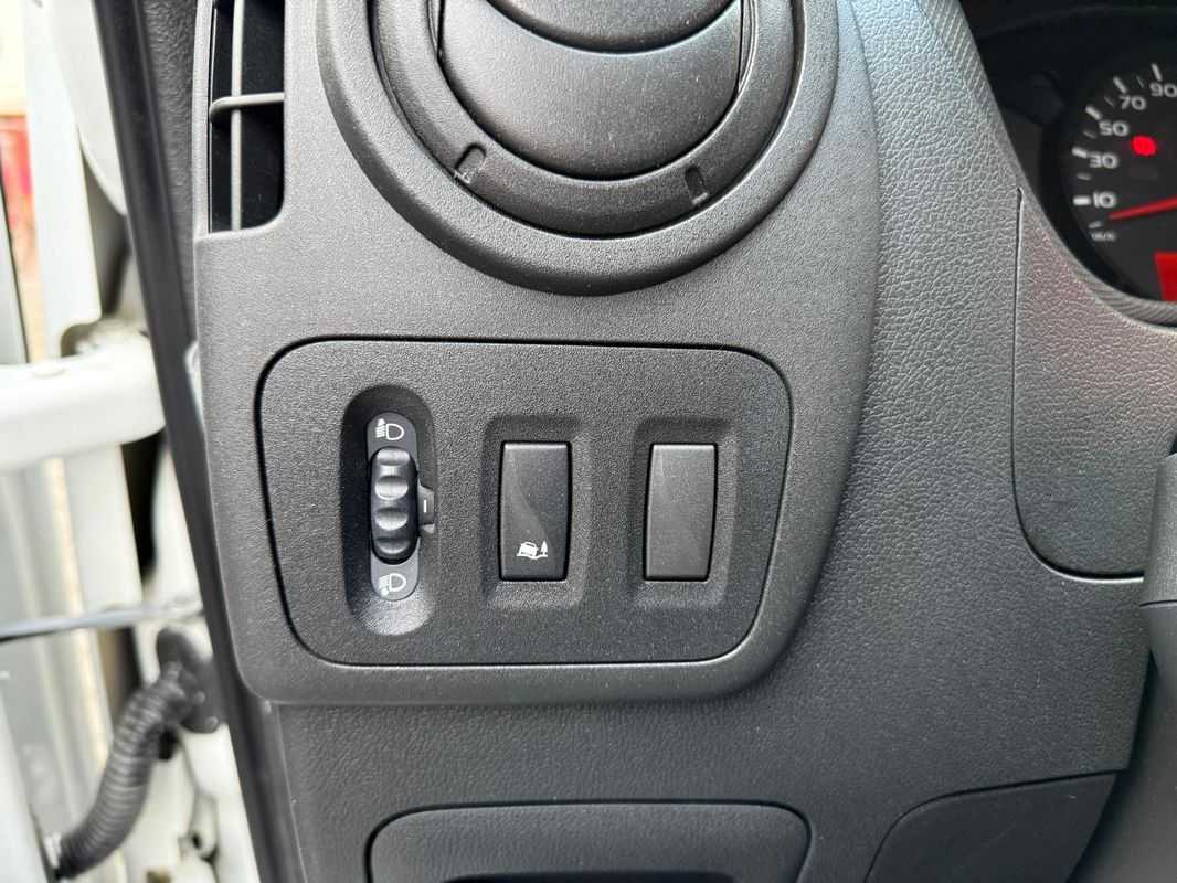 renault-master-2019-diesel-2299cc
