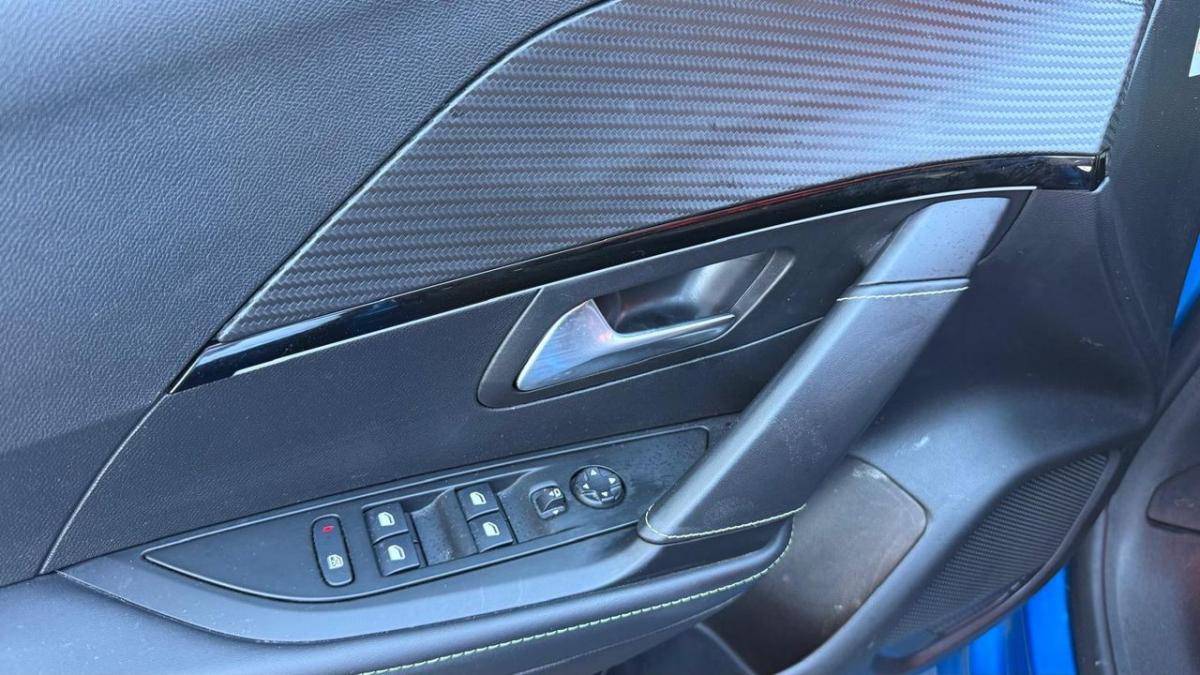 peugeot-208-2020-gasolina-1199cc