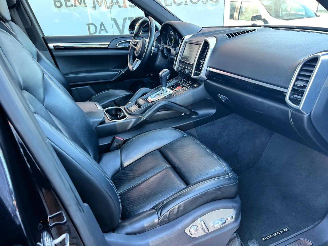 porsche-cayenne-2015-hibrido-a-gasolina-2995cc