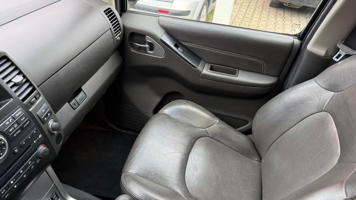 nissan-navara-2010-diesel-2488cc