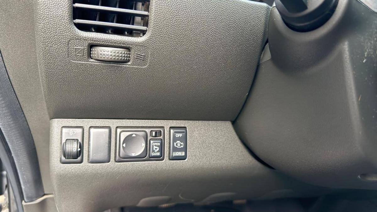 nissan-navara-2010-diesel-2488cc