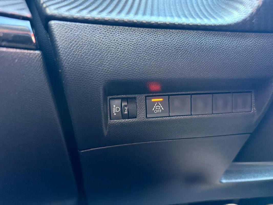 peugeot-2008-2022-diesel-1499cc