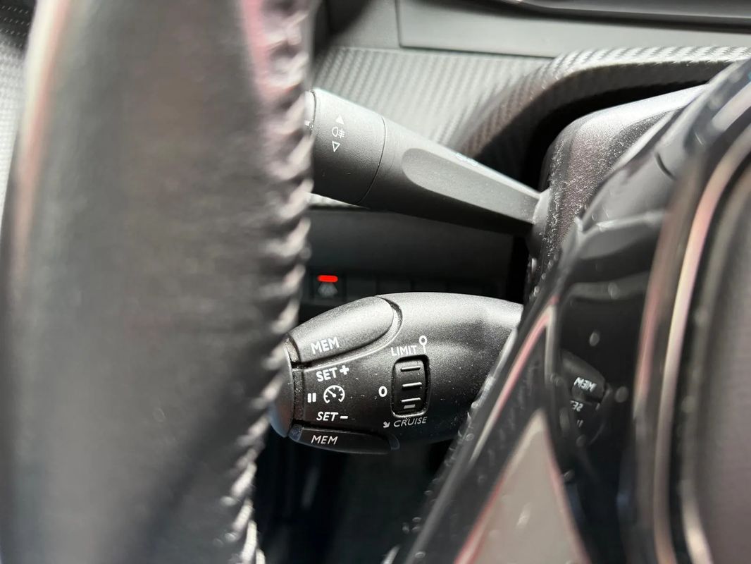 peugeot-208-2020-eletrico-0cc