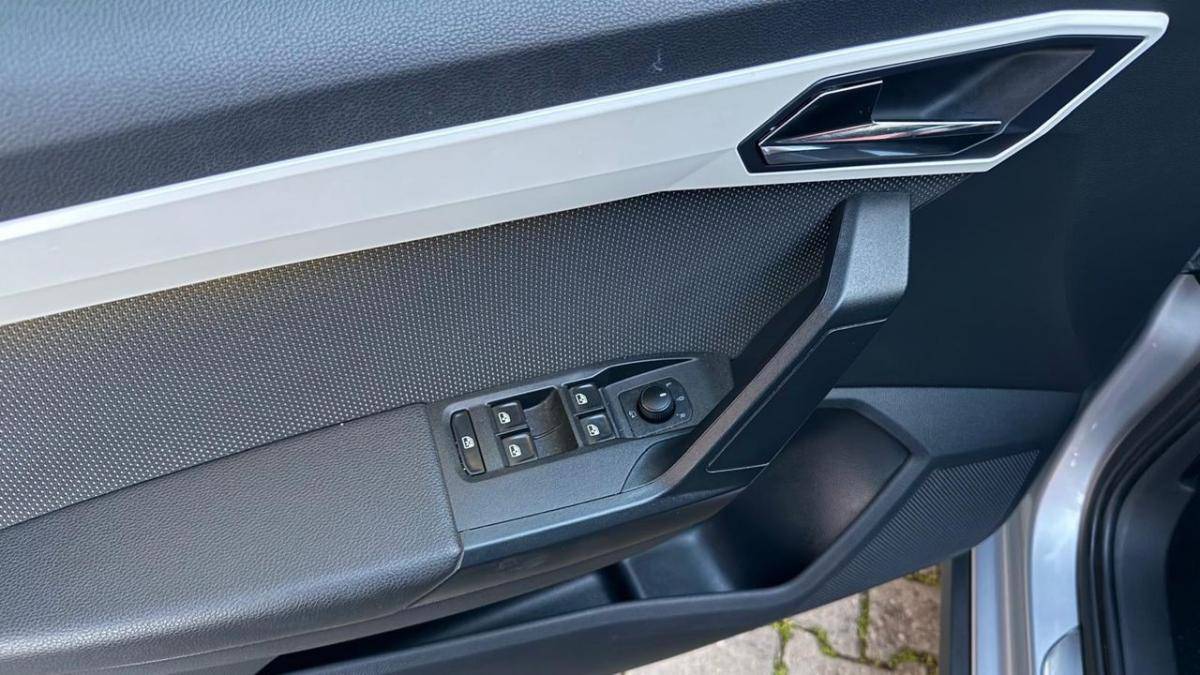 seat-arona-2018-diesel-1598cc