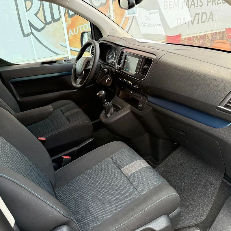 peugeot-traveller-2017-diesel-1560cc
