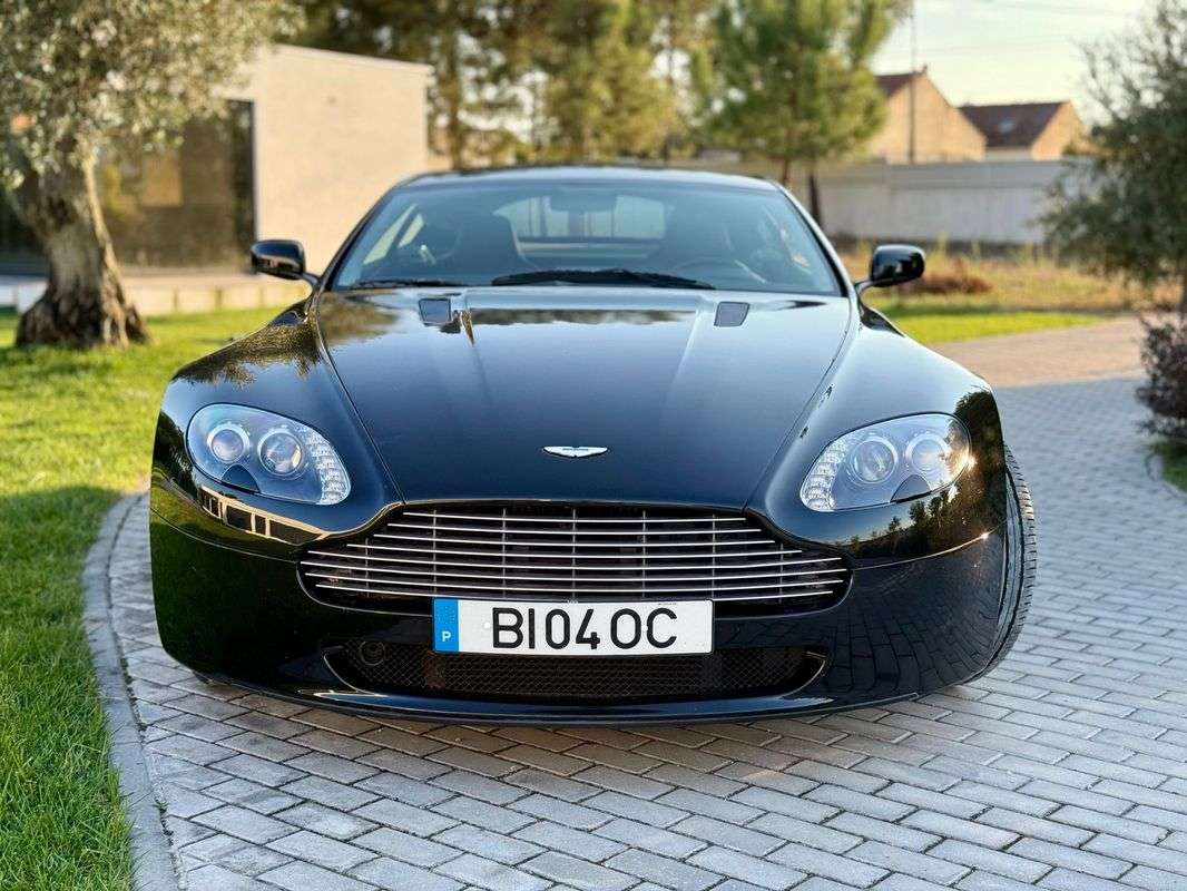 aston-martin-vantage-coupe-2007-gasolina-4282cc