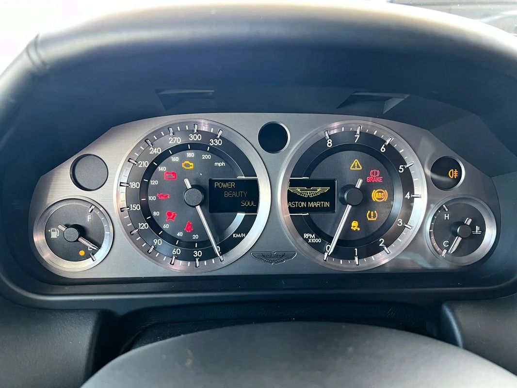 aston-martin-vantage-coupe-2007-gasolina-4282cc