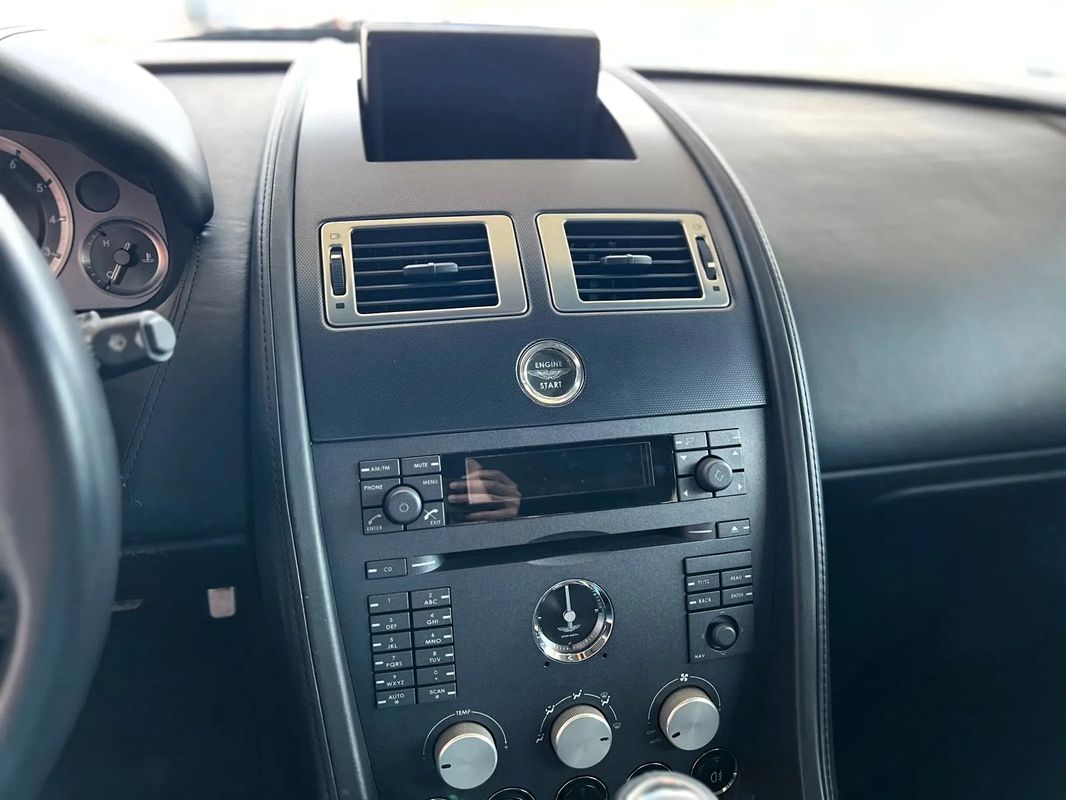aston-martin-vantage-coupe-2007-gasolina-4282cc