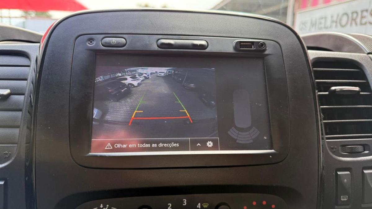 renault-trafic-2019-diesel-1598cc