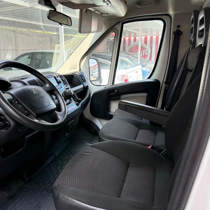 peugeot-boxer-2019-diesel-2000cc