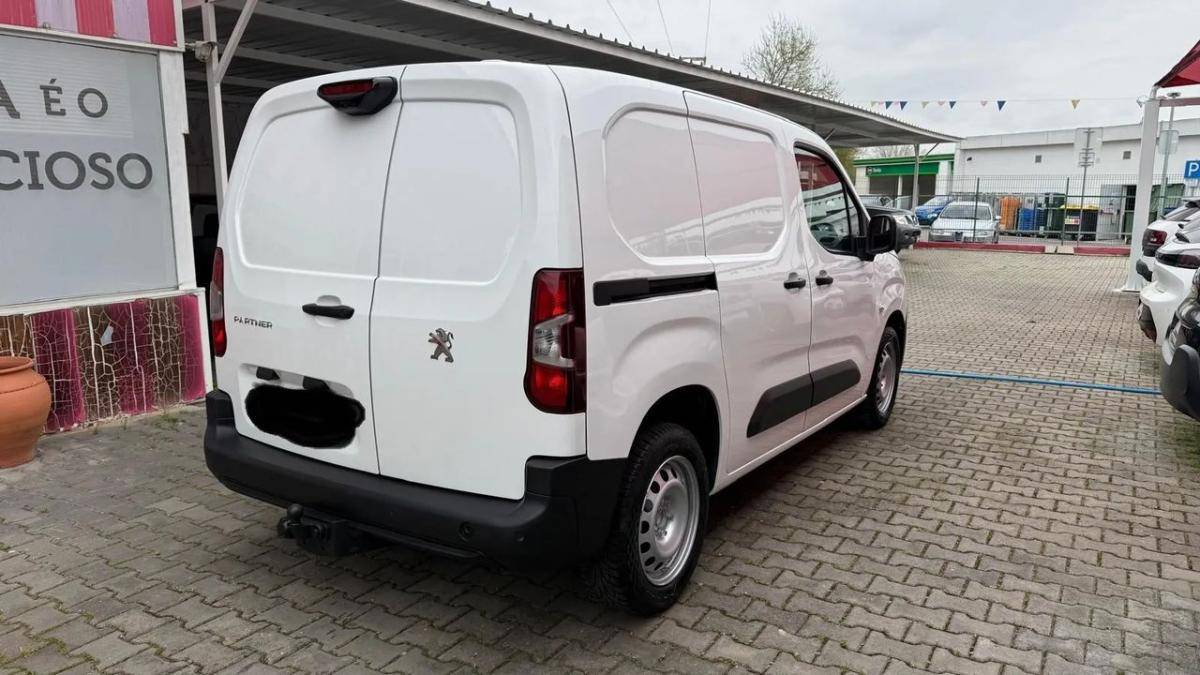 peugeot-partner-2020-diesel-1500cc