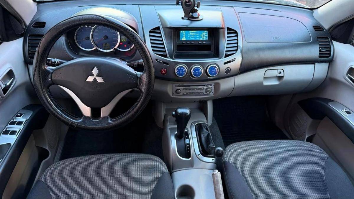 mitsubishi-l200-2009-diesel-2477cc