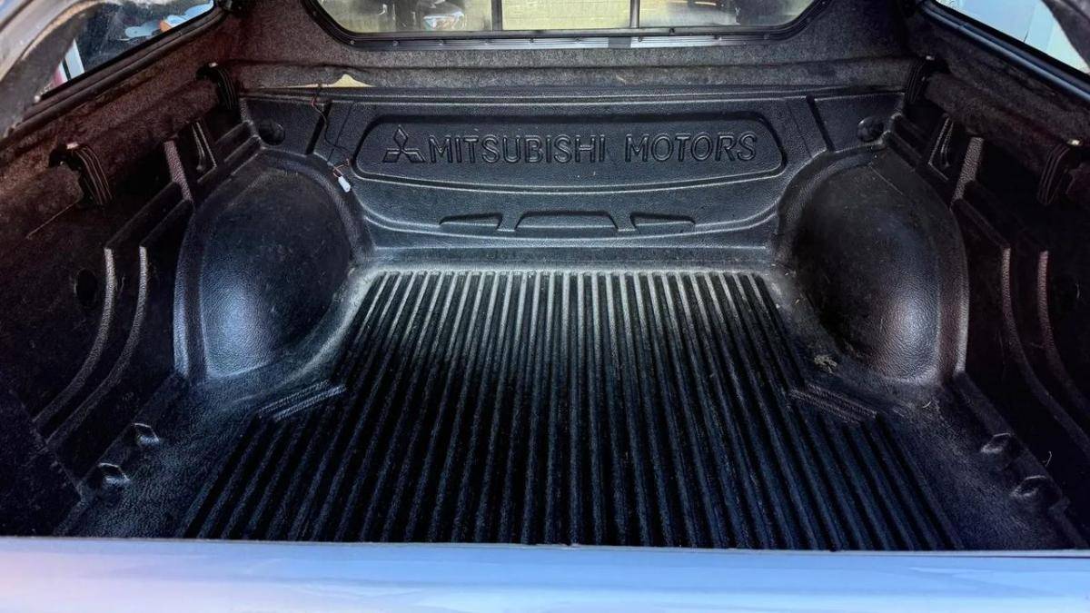 mitsubishi-l200-2009-diesel-2477cc