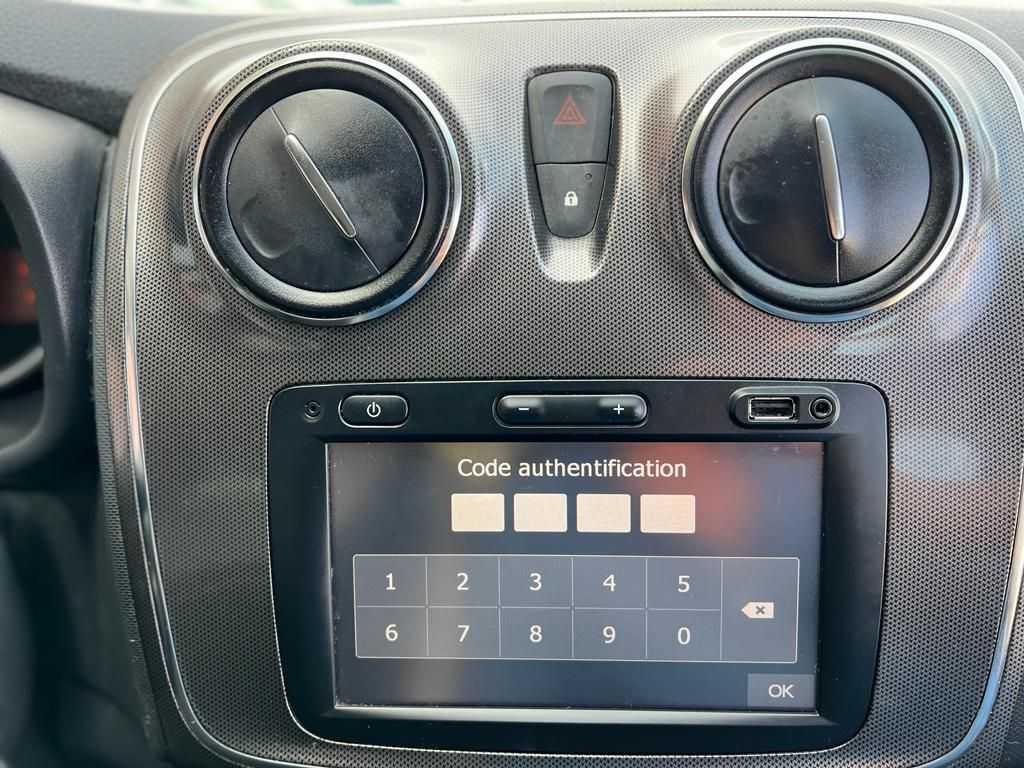 dacia-sandero-2016-gasolina-898cc