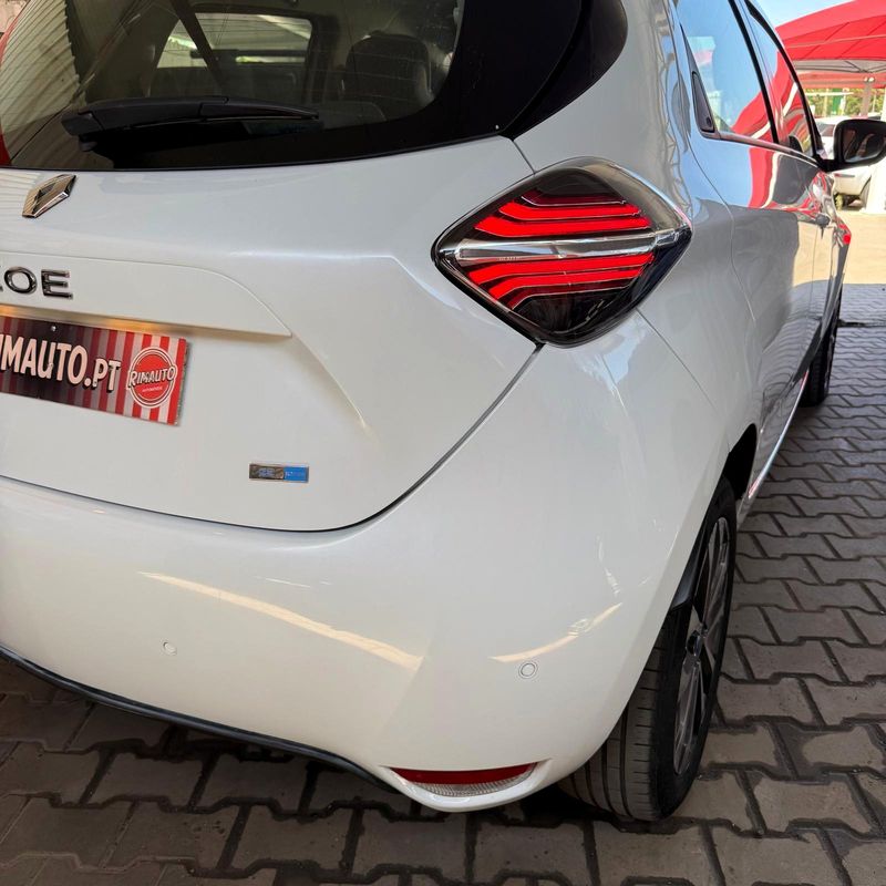renault-zoe-2021-eletrico-0cc
