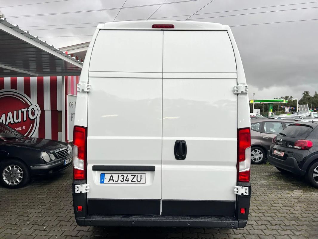 peugeot-boxer-2021-diesel-2200cc