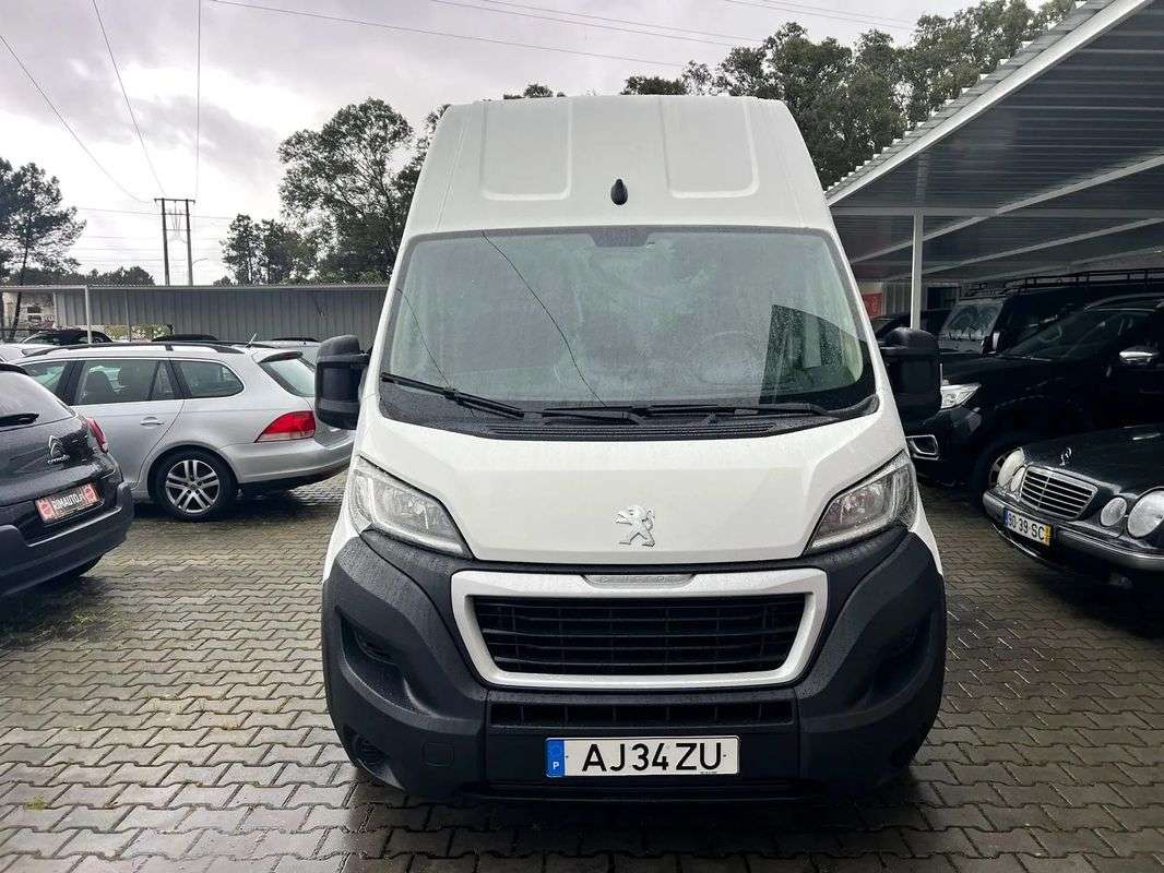 peugeot-boxer-2021-diesel-2200cc