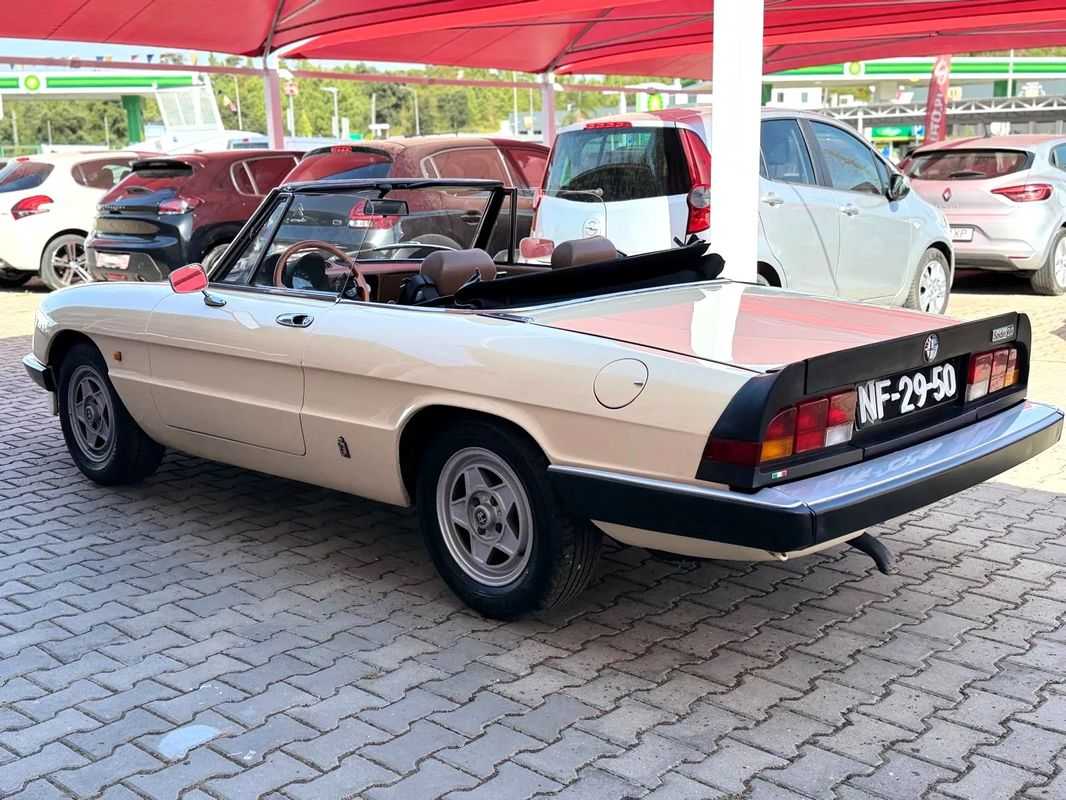 alfa-romeo-spider-1983-gasolina-1962cc