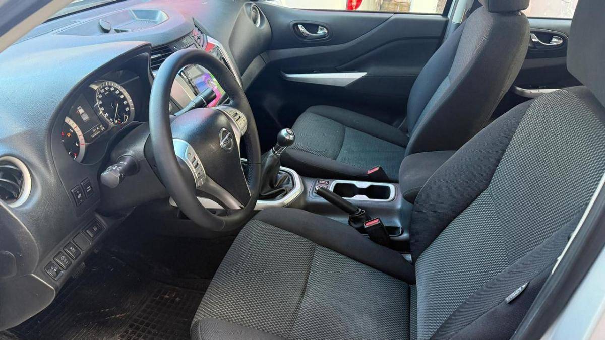 nissan-navara-2017-diesel-2298cc