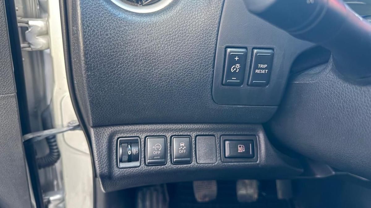 nissan-navara-2017-diesel-2298cc