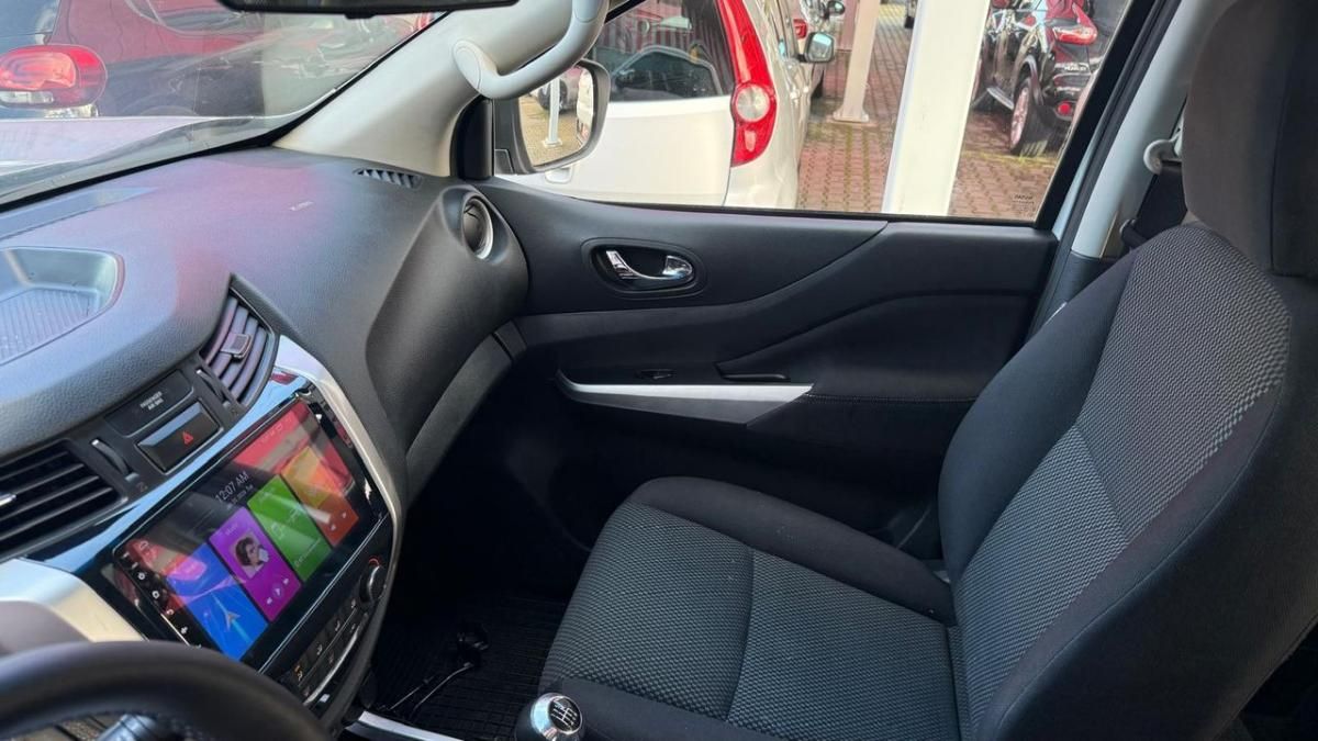 nissan-navara-2017-diesel-2298cc