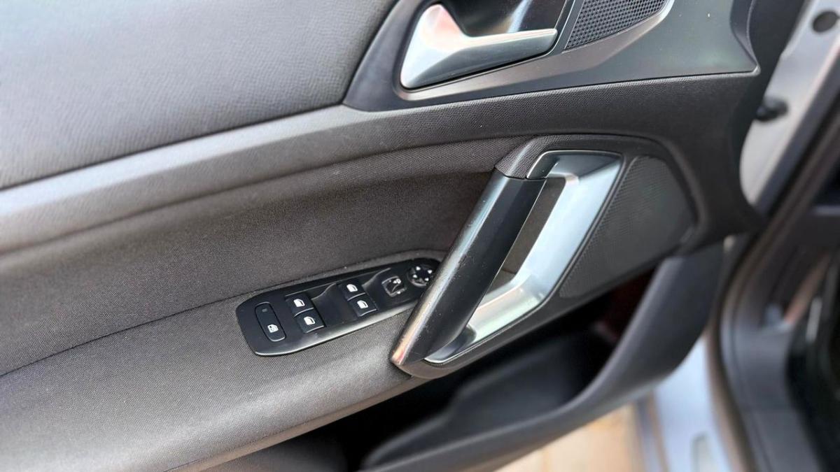 peugeot-308-sw-2016-diesel-1560cc