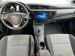 toyota-auris-2018-hibrido-a-gasolina-1798cc