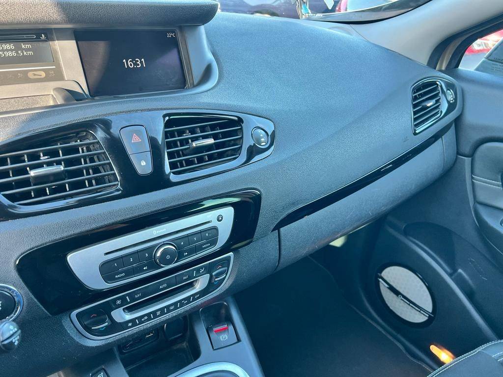 renault-grand-scenic-2015-diesel-1598cc