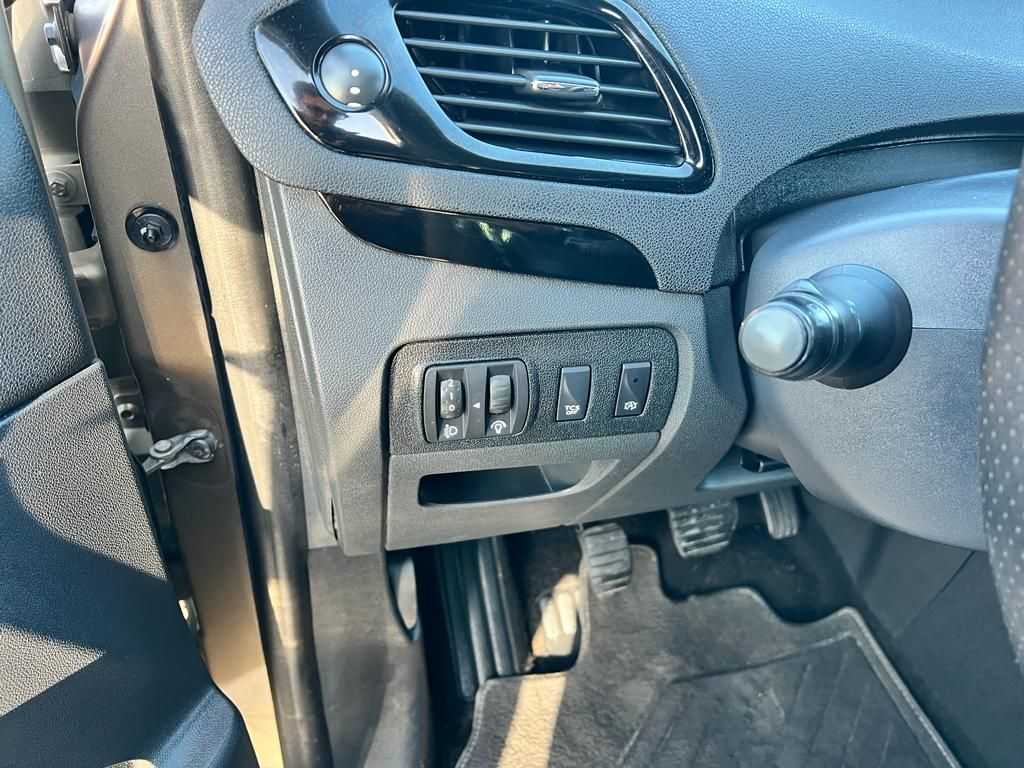 renault-grand-scenic-2015-diesel-1598cc