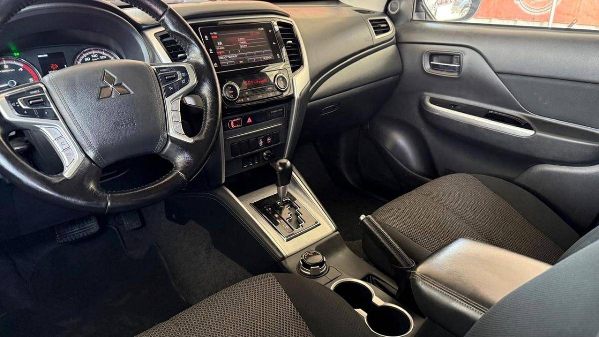mitsubishi-l200-2021-diesel-2268cc
