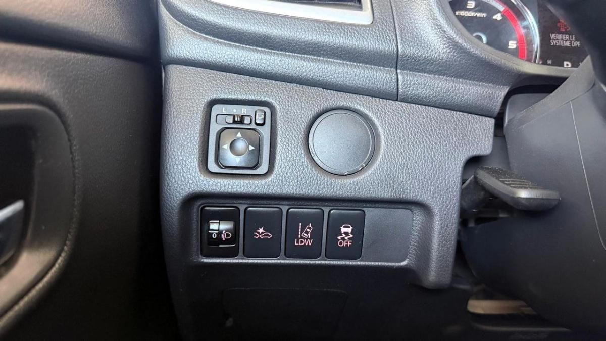 mitsubishi-l200-2021-diesel-2268cc