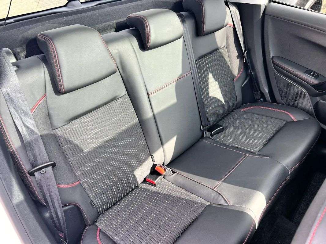 peugeot-208-2018-gasolina-1199cc