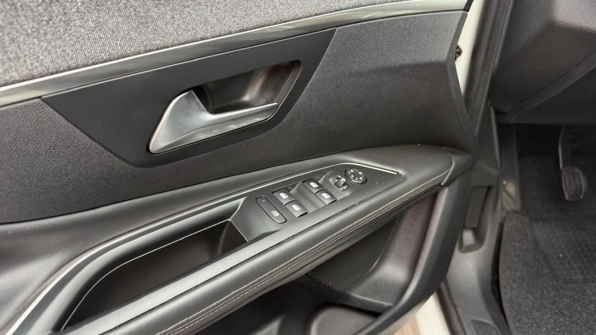 peugeot-3008-2017-gasolina-1199cc