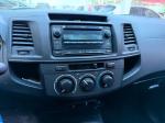 toyota-hilux-2015-diesel-2494cc