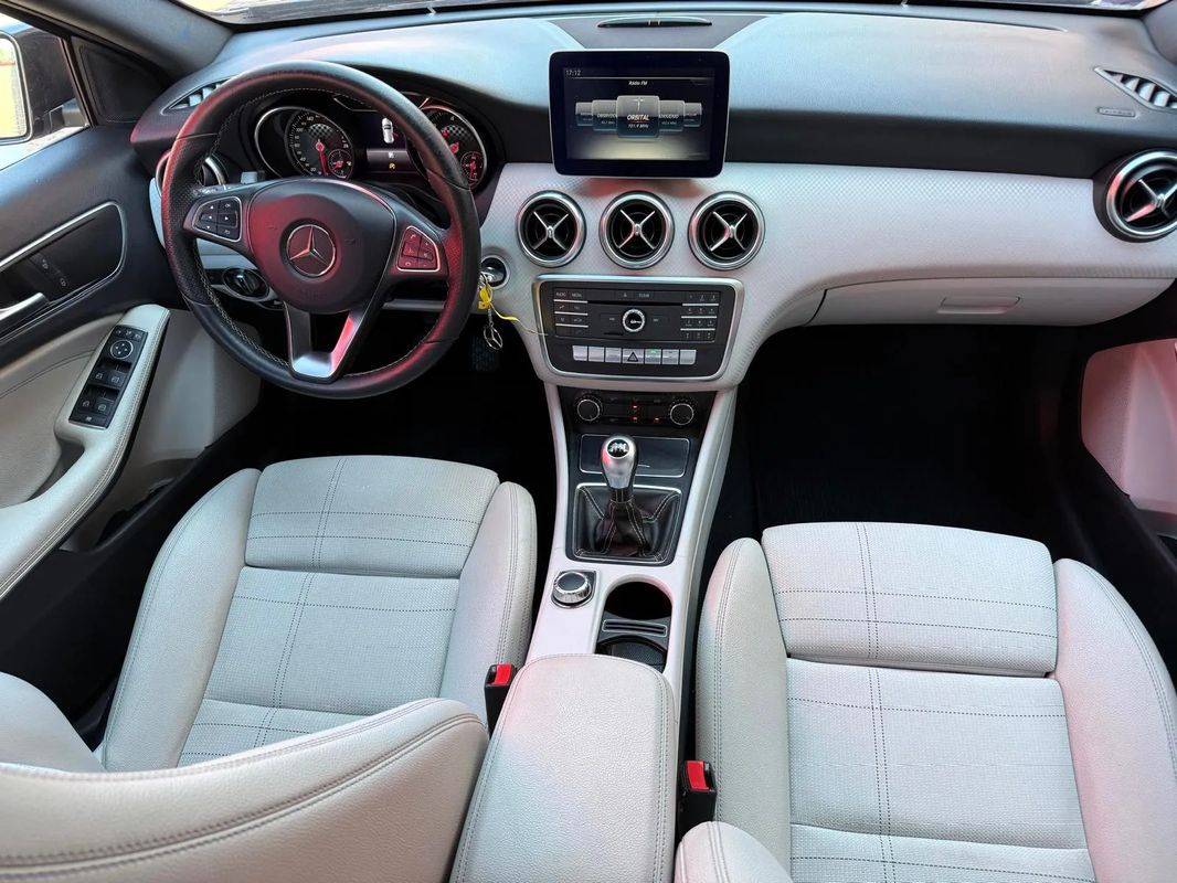 mercedes-benz-180-2017-diesel-1461cc