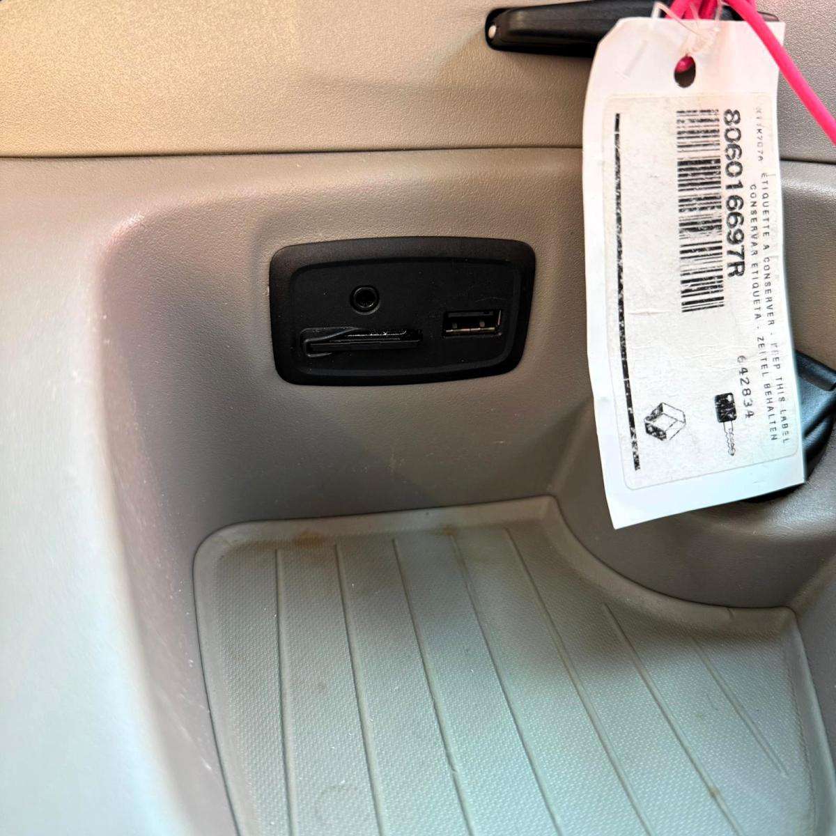 renault-zoe-2017-eletrico-0cc