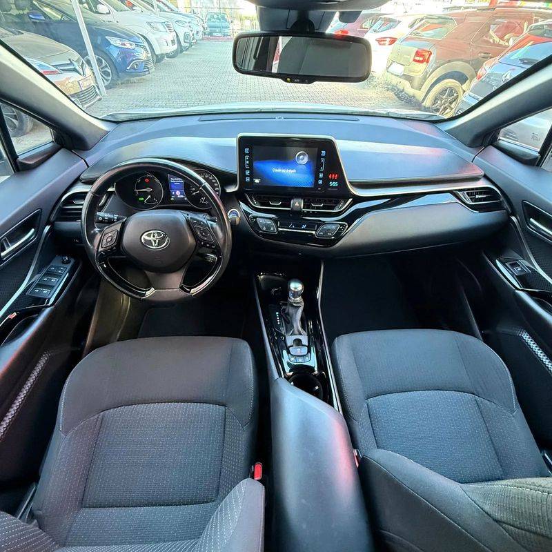 toyota-c-hr-2019-hibrido-a-gasolina-1798cc