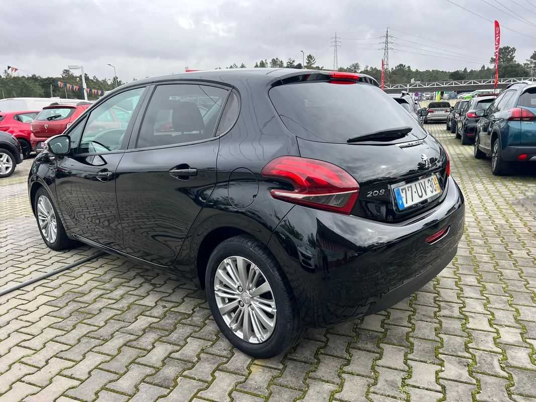 peugeot-208-2018-diesel-1560cc