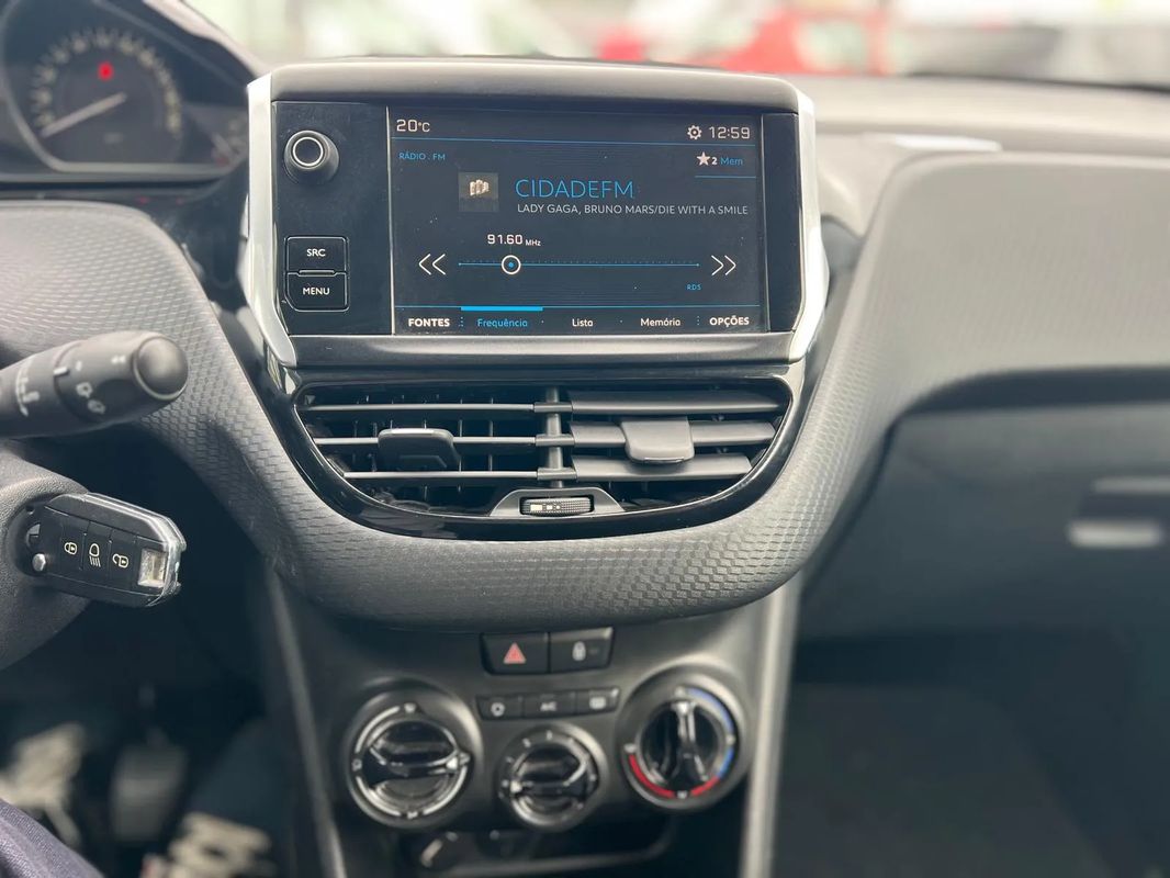 peugeot-208-2018-diesel-1560cc