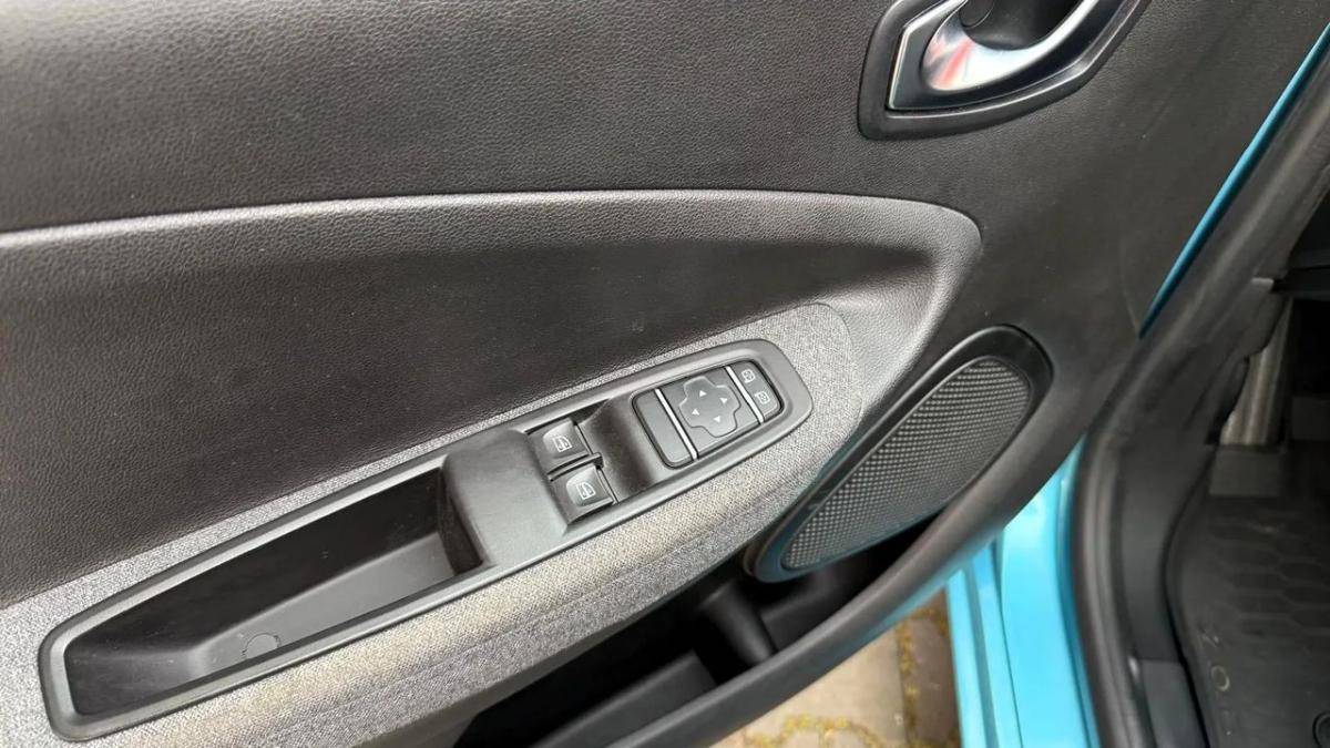 renault-zoe-2022-eletrico-0cc