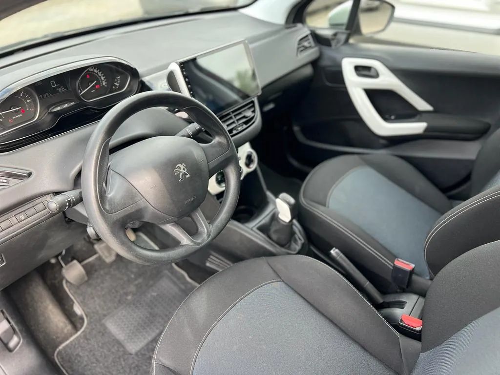 peugeot-208-2016-gasolina-999cc