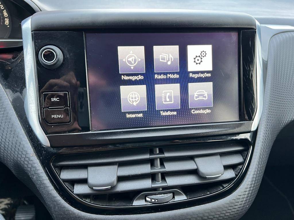 peugeot-208-2017-gasolina-1199cc