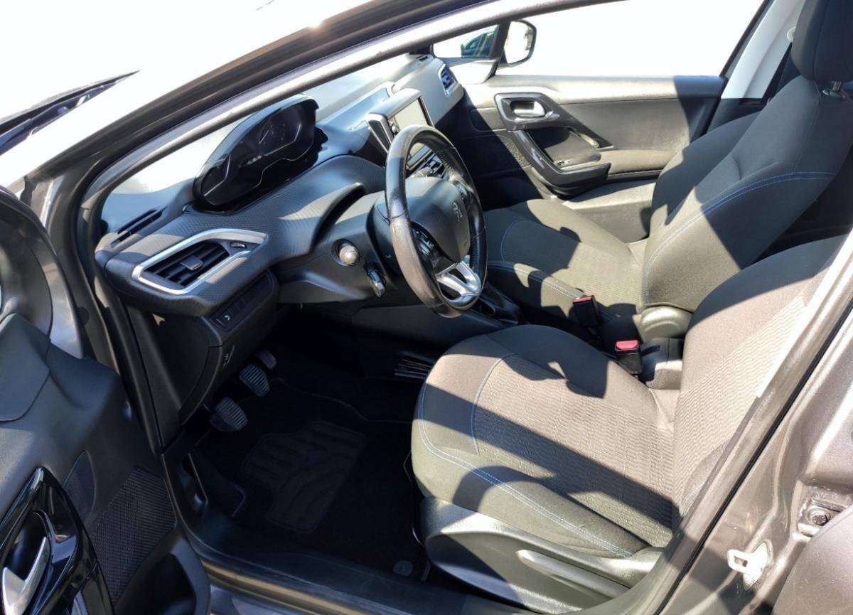 peugeot-208-2018-diesel-1560cc