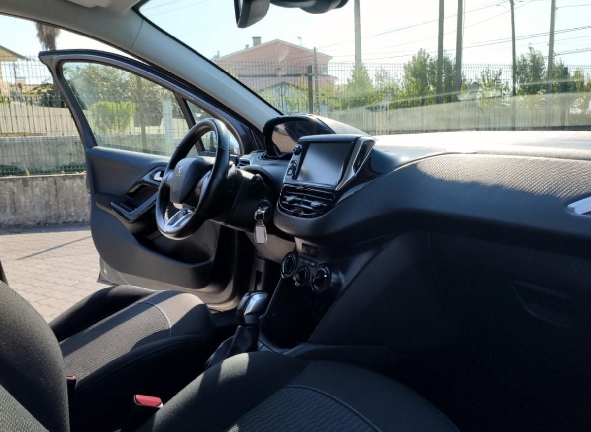 peugeot-208-2018-diesel-1560cc