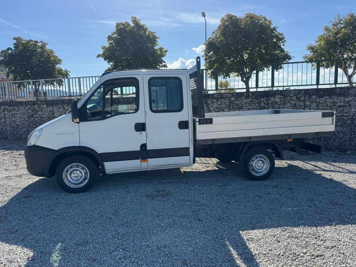 iveco-daily-2011-diesel-2287cc